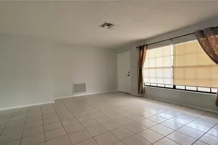 7846 Royal Hart Dr, New Port Richey, FL 34653 - Photo 5