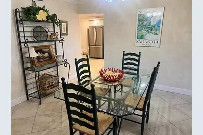 1125 W Peppertree Drive #202, Sarasota, FL 34242 - Photo 5