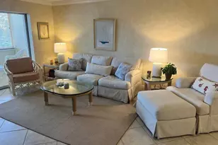 1125 W Peppertree Dr, Sarasota, FL 34242 - Photo 1