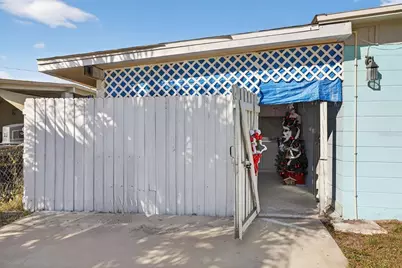 7618 Lavender Lane, Tampa, FL 33619 - Photo 11