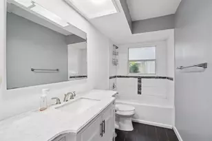 618 Rollingwood Ln, Valrico, FL 33594 - Photo 19