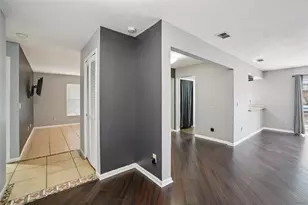 618 Rollingwood Ln, Valrico, FL 33594 - Photo 3