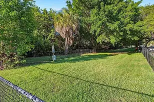 10265 Gandy Blvd N, Saint Petersburg, FL 33702 - Photo 51