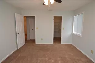 10265 Gandy Blvd N, Saint Petersburg, FL 33702 - Photo 25