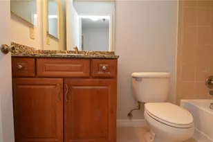 10265 Gandy Blvd N, Saint Petersburg, FL 33702 - Photo 17