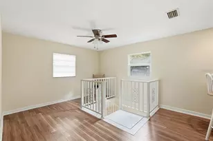 2814 W Humphrey St, Tampa, FL 33614 - Photo 25