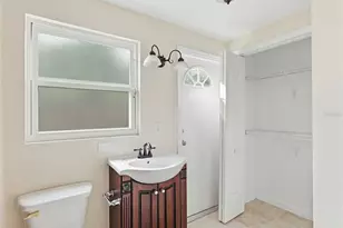 2814 W Humphrey St, Tampa, FL 33614 - Photo 25