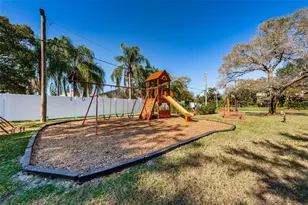 2407 Gun Flint Trail, Palm Harbor, FL 34683 - Photo 9