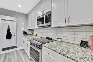 6181 Ocean Pines Ln, Spring Hill, FL 34606 - Photo 17