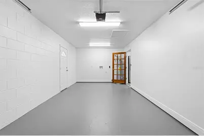 915 Maydell Drive, Tampa, FL 33619 - Photo 17