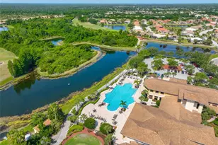 1118 Emerald Dunes Dr, Sun City Center, FL 33573 - Photo 3
