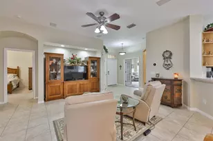 1118 Emerald Dunes Dr, Sun City Center, FL 33573 - Photo 7