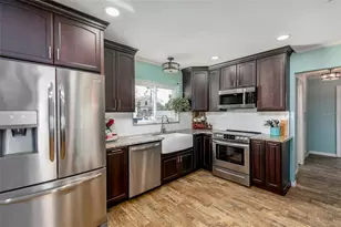 3601 56th St N, Saint Petersburg, FL 33710 - Photo 9