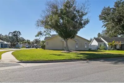 7728 34th Court E, Sarasota, FL 34243 - Photo 45