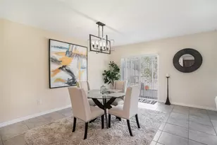 12631 Flatwood Creek Dr, Gibsonton, FL 33534 - Photo 9