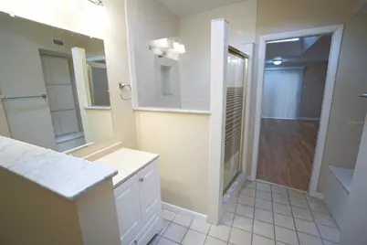 1424 E Park Circle, Tampa, FL 33604 - Photo 13