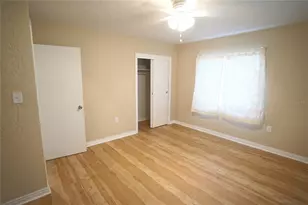 1424 E Park Cir, Tampa, FL 33604 - Photo 5