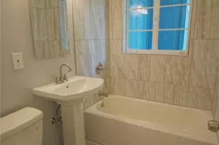 1424 E Park Cir, Tampa, FL 33604 - Photo 7