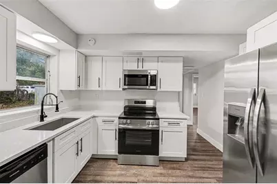 2560 Queensboro Avenue S, Saint Petersburg, FL 33712 - Photo 21