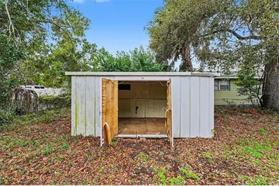 2560 Queensboro Avenue S, Saint Petersburg, FL 33712 - Photo 29