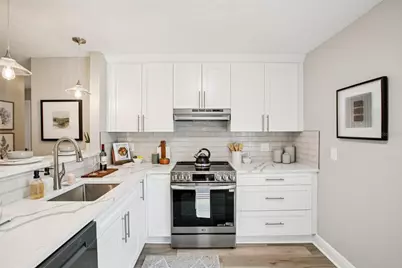 151 SE Monroe Circle N, Saint Petersburg, FL 33703 - Photo 11