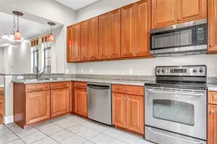 2215 Soho Bay Ct, Tampa, FL 33606 - Photo 11