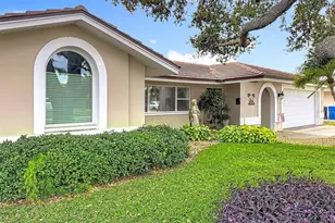 3828 48th Ave S, Saint Petersburg, FL 33711 - Photo 5