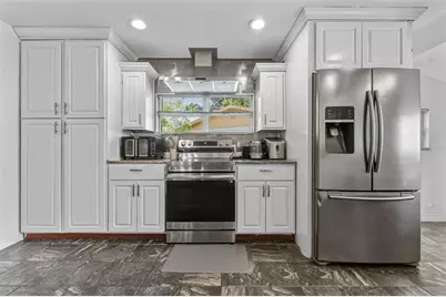 5017 Stolls Avenue, Tampa, FL 33615 - Photo 13