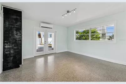 1733 Bayou Grande Boulevard NE, Saint Petersburg, FL 33703 - Photo 15