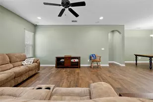 632 Winthrop Dr, Spring Hill, FL 34609 - Photo 17