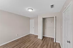 1602 E New Orleans Ave, Tampa, FL 33610 - Photo 13
