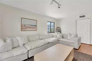 3200 Gulf Blvd, Saint Pete Beach, FL 33706 - Photo 9