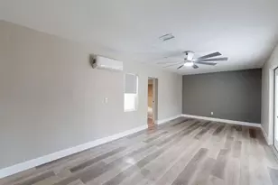 2495 37th Ave N, Saint Petersburg, FL 33713 - Photo 75