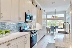 5233 Wishing Arch Dr, Apollo Beach, FL 33572 - Photo 17