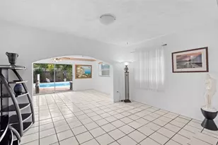 755 43rd Street N, Saint Petersburg, FL 33713 - Photo 17