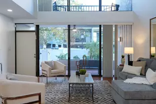 301 2nd St N, Saint Petersburg, FL 33701 - Photo 5