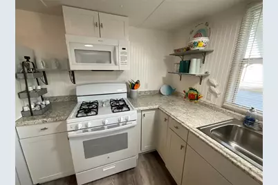 6580 Seminole Boulevard #510, Seminole, FL 33772 - Photo 9