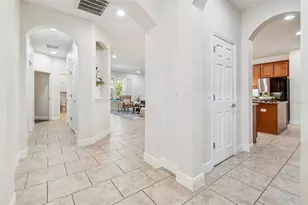 1116 Hillandale Reserve Dr, Tampa, FL 33613 - Photo 37
