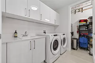 301 1st St S, Saint Petersburg, FL 33701 - Photo 27