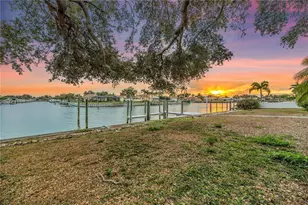 4114 42nd Ave S, Saint Petersburg, FL 33711 - Photo 7