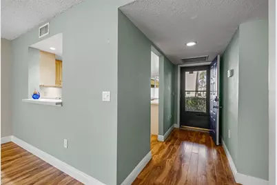 700 Starkey Road #311, Largo, FL 33771 - Photo 5