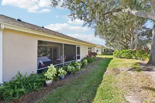 2215 Olive Branch Dr, Sun City Center, FL 33573 - Photo 27