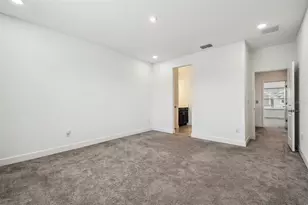 7024 Bradbury Cir, Wesley Chapel, FL 33545 - Photo 23