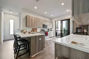 4810 W McElroy Ave, Tampa, FL 33611 - Photo 9