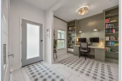 4810 W McElroy Avenue #28, Tampa, FL 33611 - Photo 3