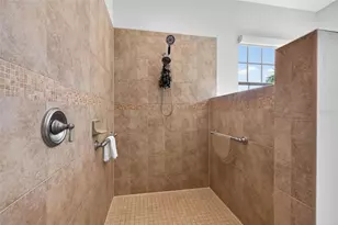 4401 38th St S, Saint Petersburg, FL 33711 - Photo 23