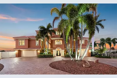 4401 38th Street S, Saint Petersburg, FL 33711 - Photo 1