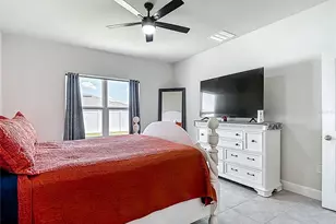 35428 Crescent Creek Dr, Zephyrhills, FL 33541 - Photo 23