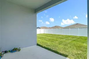 35428 Crescent Creek Dr, Zephyrhills, FL 33541 - Photo 47