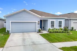 35428 Crescent Creek Dr, Zephyrhills, FL 33541 - Photo 3